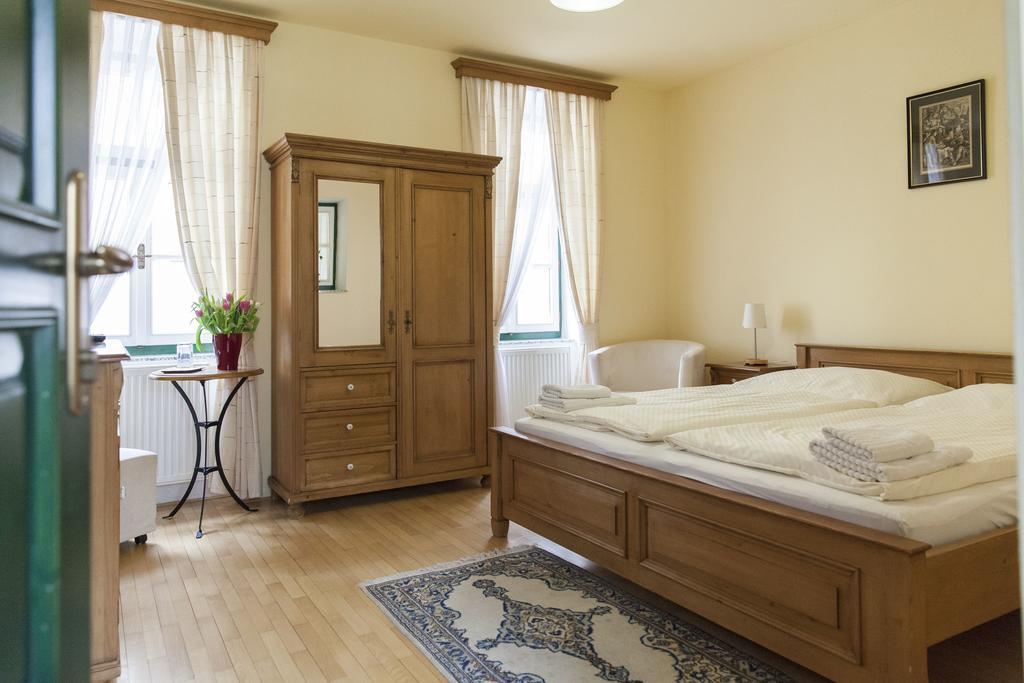Rezidence Zvon Hotel Znojmo Kamer foto