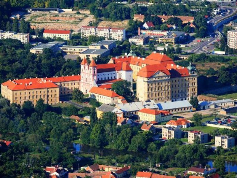 Rezidence Zvon Hotel Znojmo Buitenkant foto