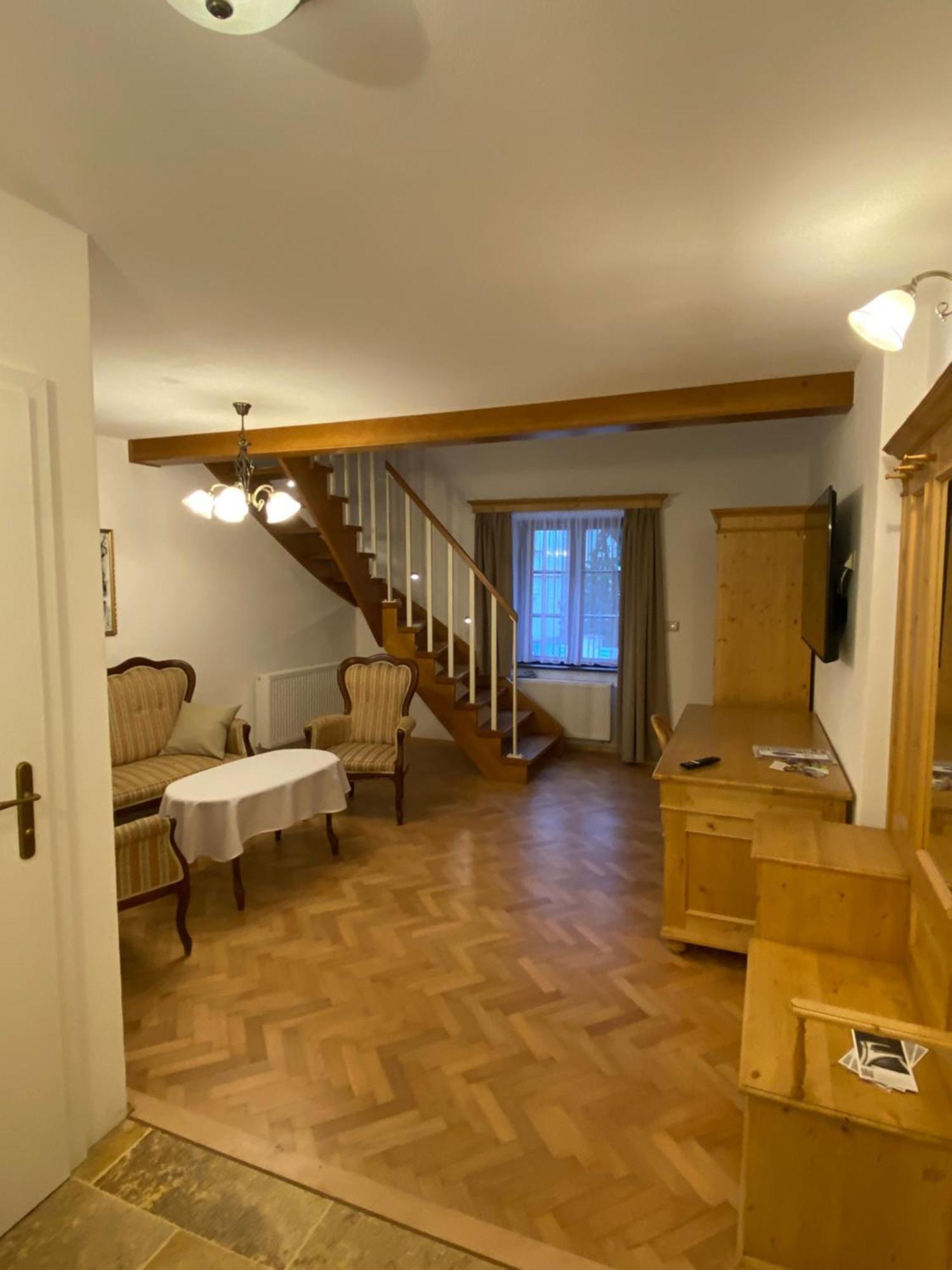 Rezidence Zvon Hotel Znojmo Buitenkant foto