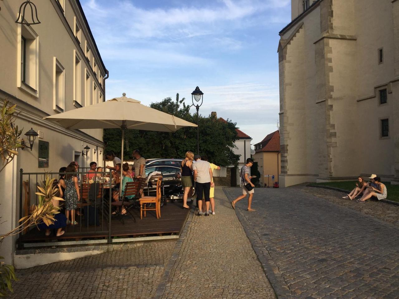 Rezidence Zvon Hotel Znojmo Buitenkant foto